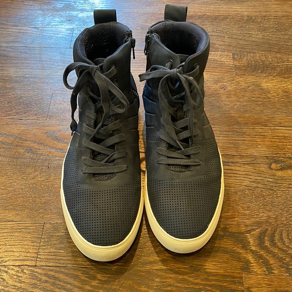 Steve Madden High Top Sneakers - Picture 1 of 7